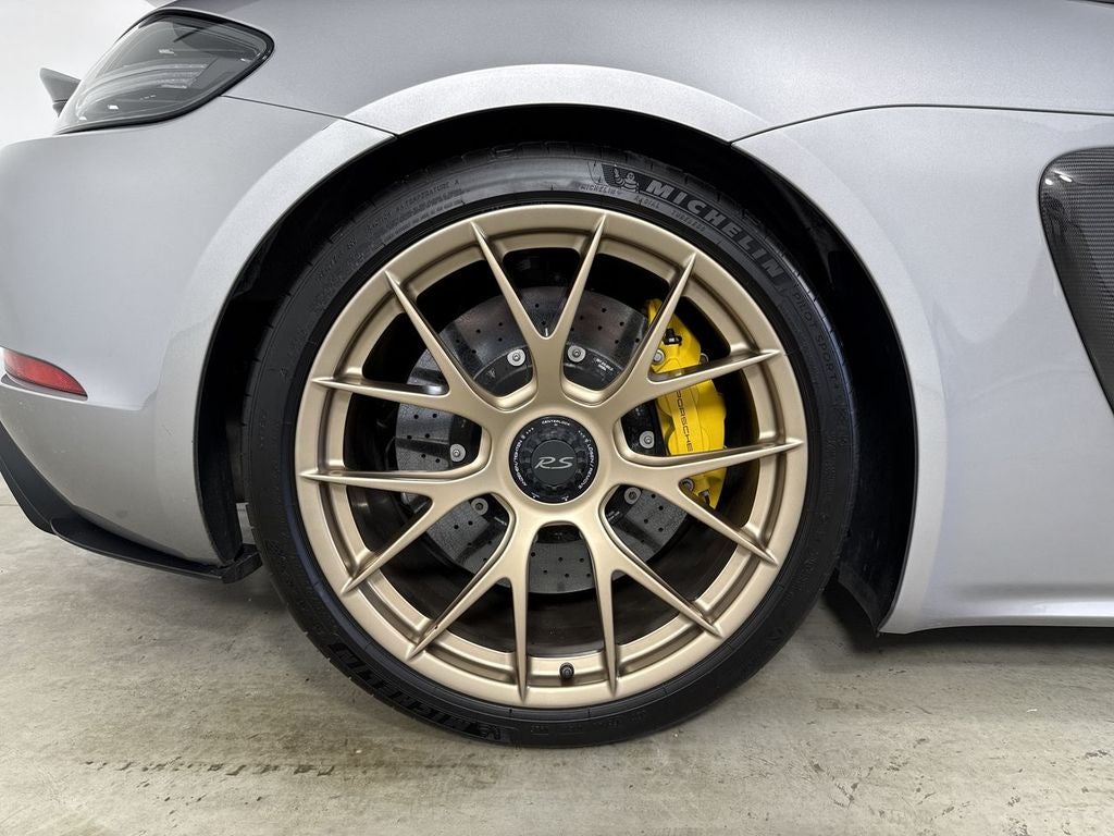 2024 Porsche 718 Cayman GT4 RS