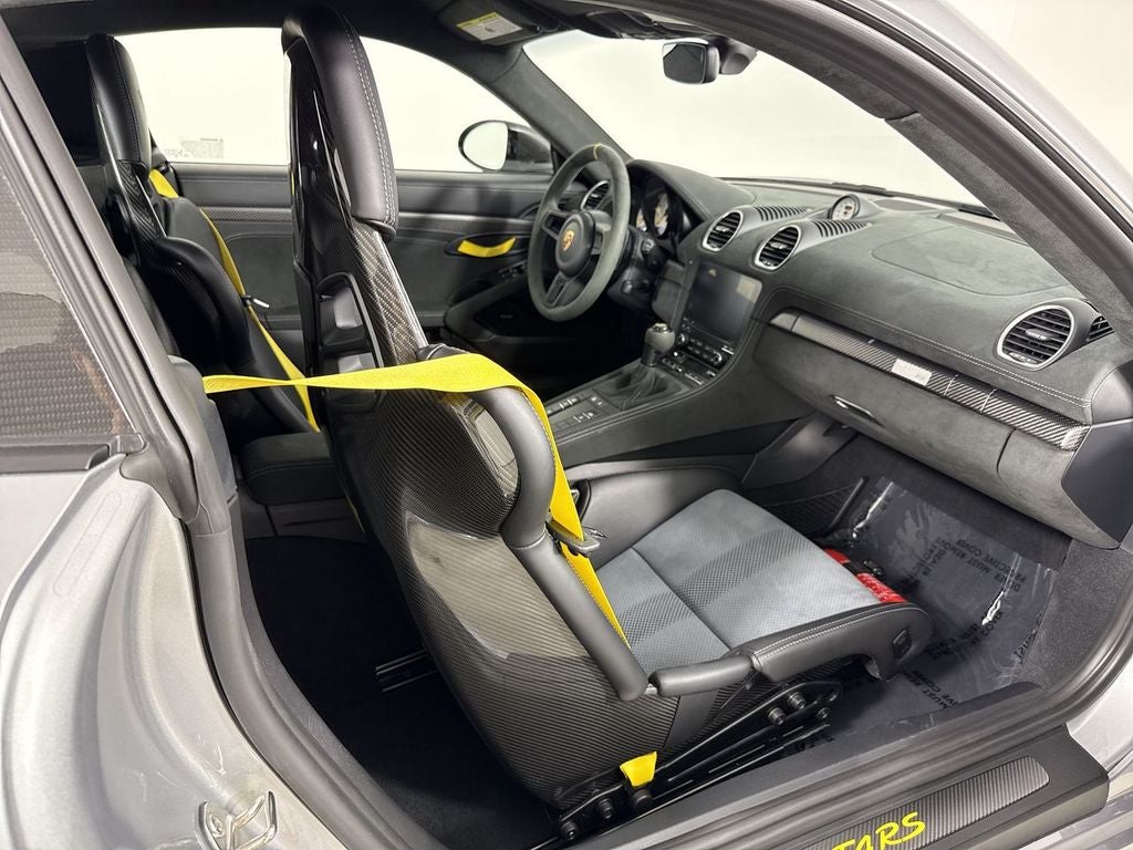 2024 Porsche 718 Cayman GT4 RS