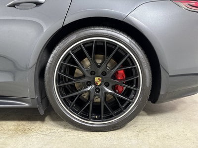 2020 Porsche Panamera GTS