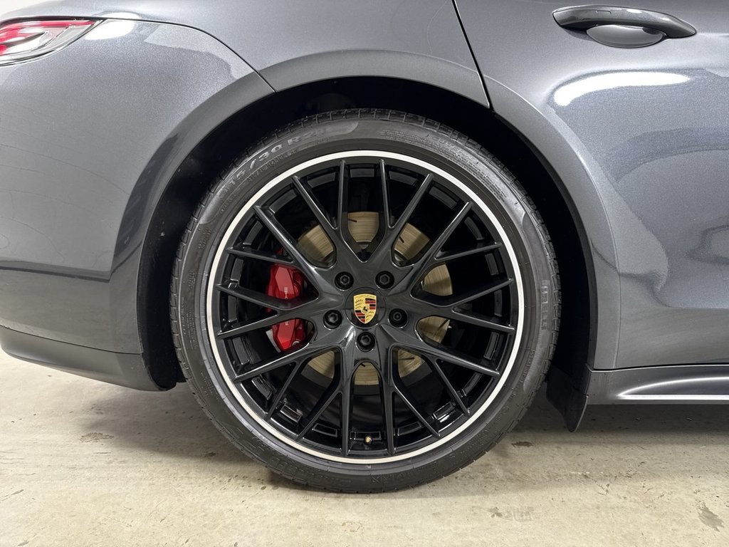 2020 Porsche Panamera GTS
