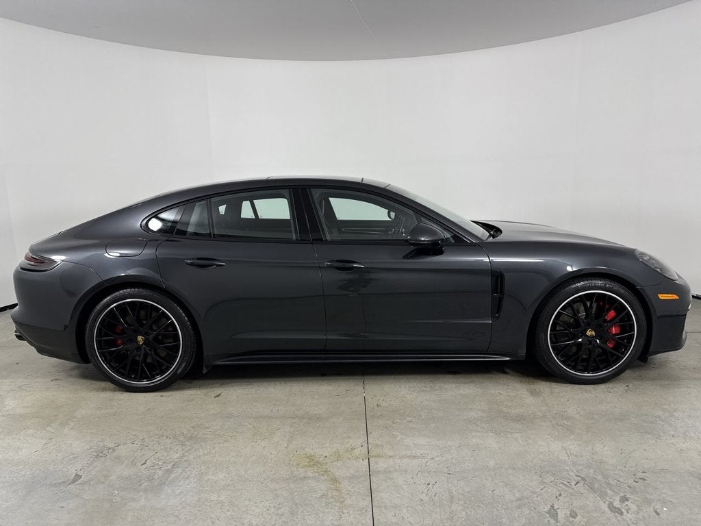 2020 Porsche Panamera GTS