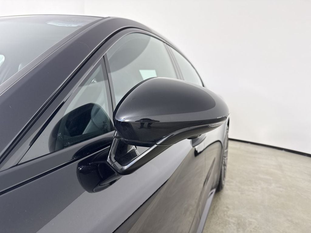 2023 Porsche Panamera 4 Platinum Edition