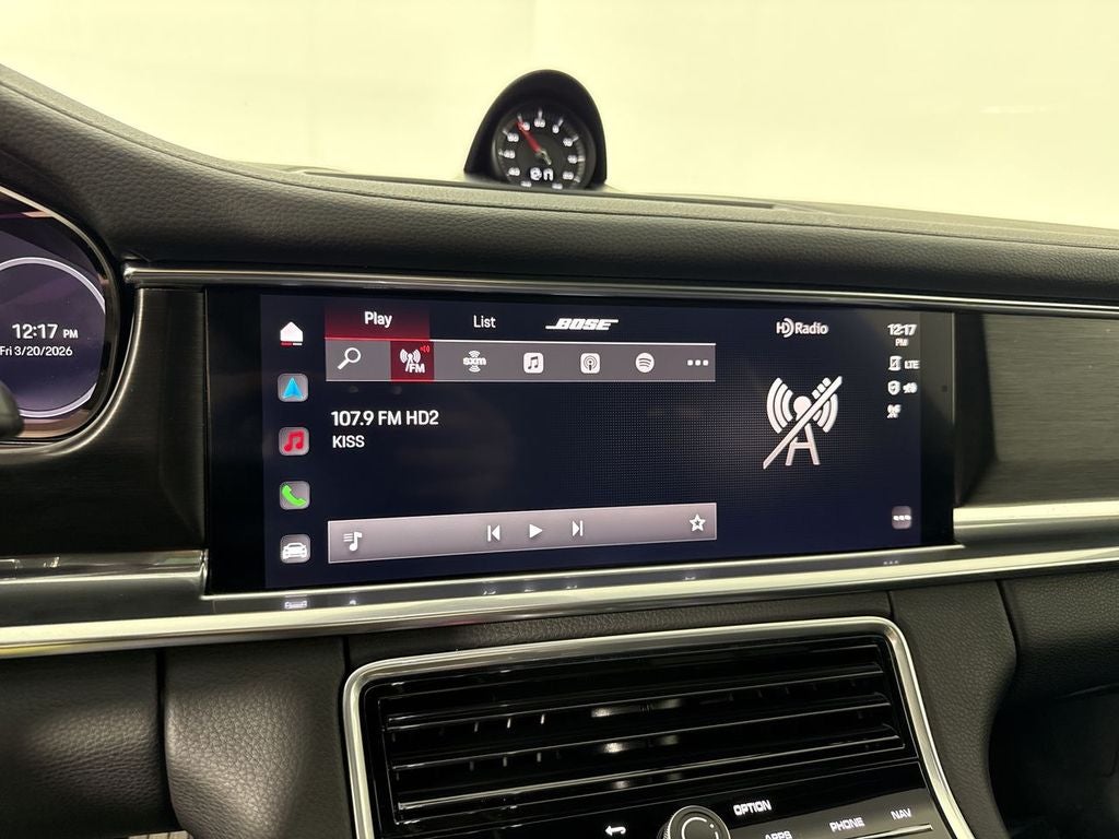 2023 Porsche Panamera 4 Platinum Edition