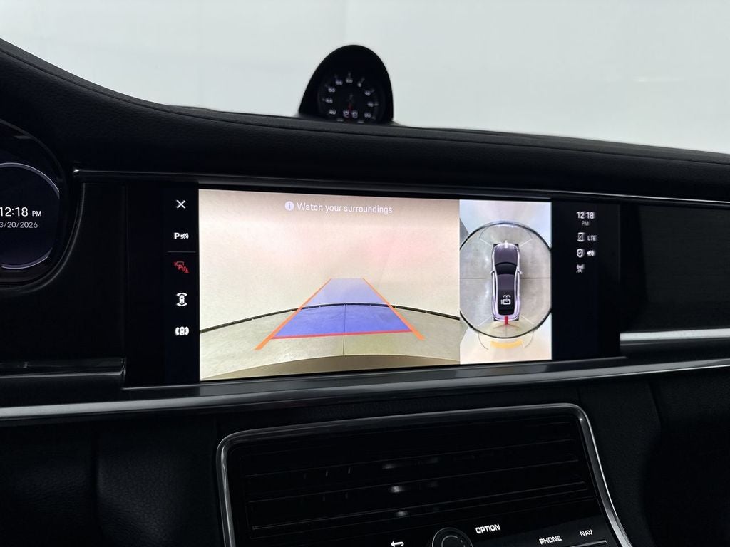 2023 Porsche Panamera 4 Platinum Edition