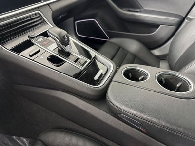 2023 Porsche Panamera 4 Platinum Edition