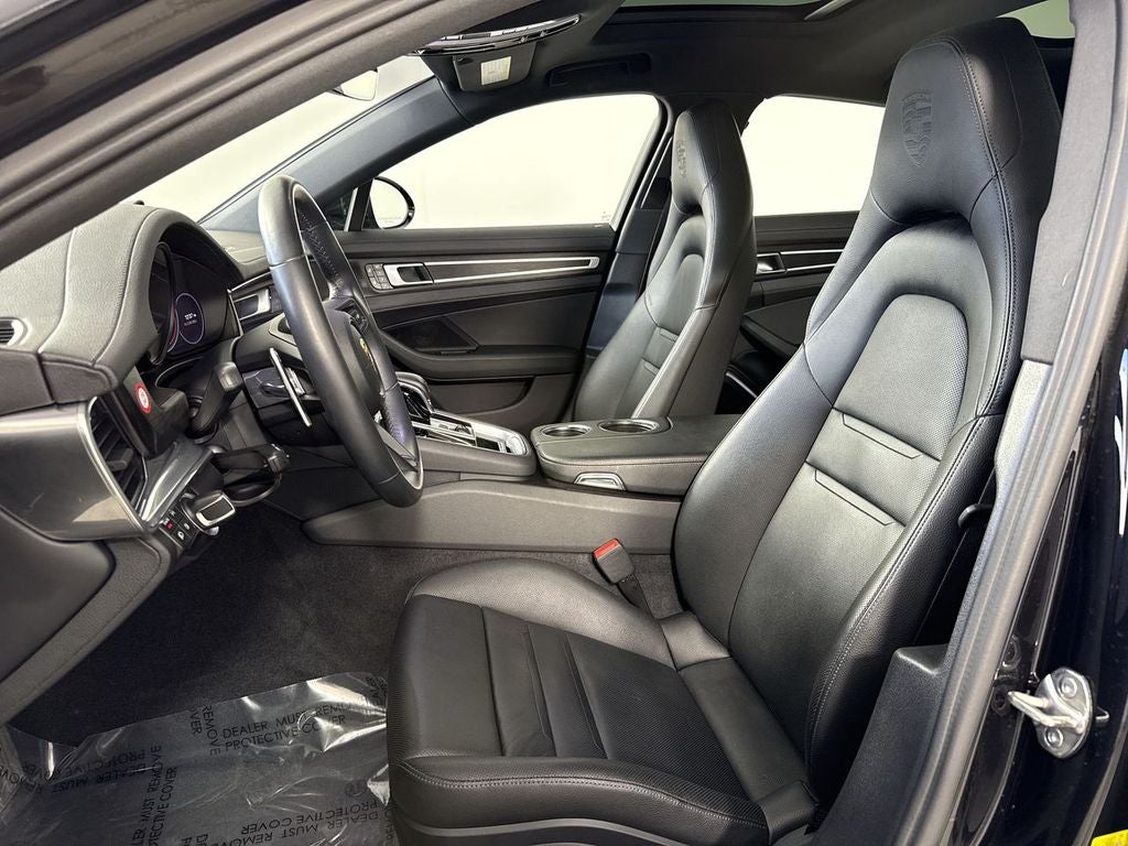 2023 Porsche Panamera 4 Platinum Edition