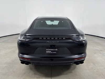 2023 Porsche Panamera 4 Platinum Edition