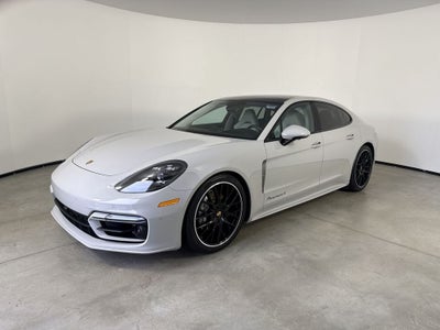 2023 Porsche Panamera 4 Platinum Edition