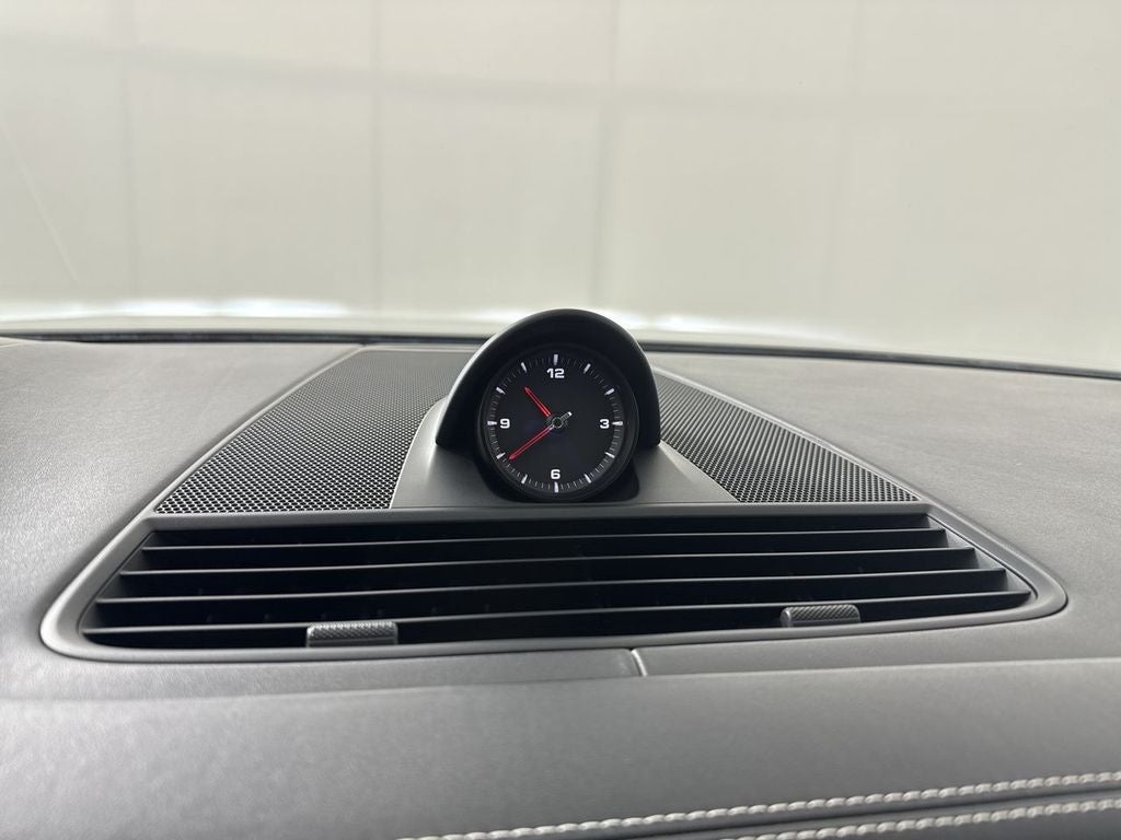 2023 Porsche Panamera 4 Platinum Edition