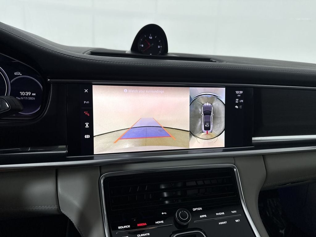 2023 Porsche Panamera 4 Platinum Edition
