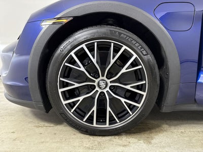 2023 Porsche Taycan Cross Turismo 4