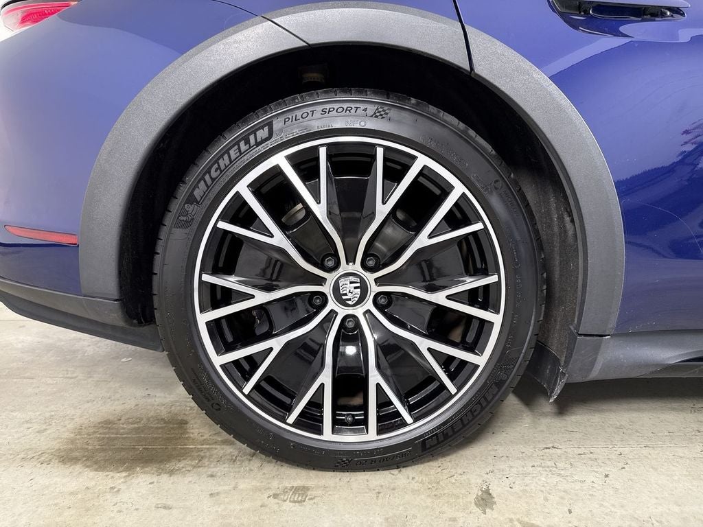 2023 Porsche Taycan Cross Turismo 4