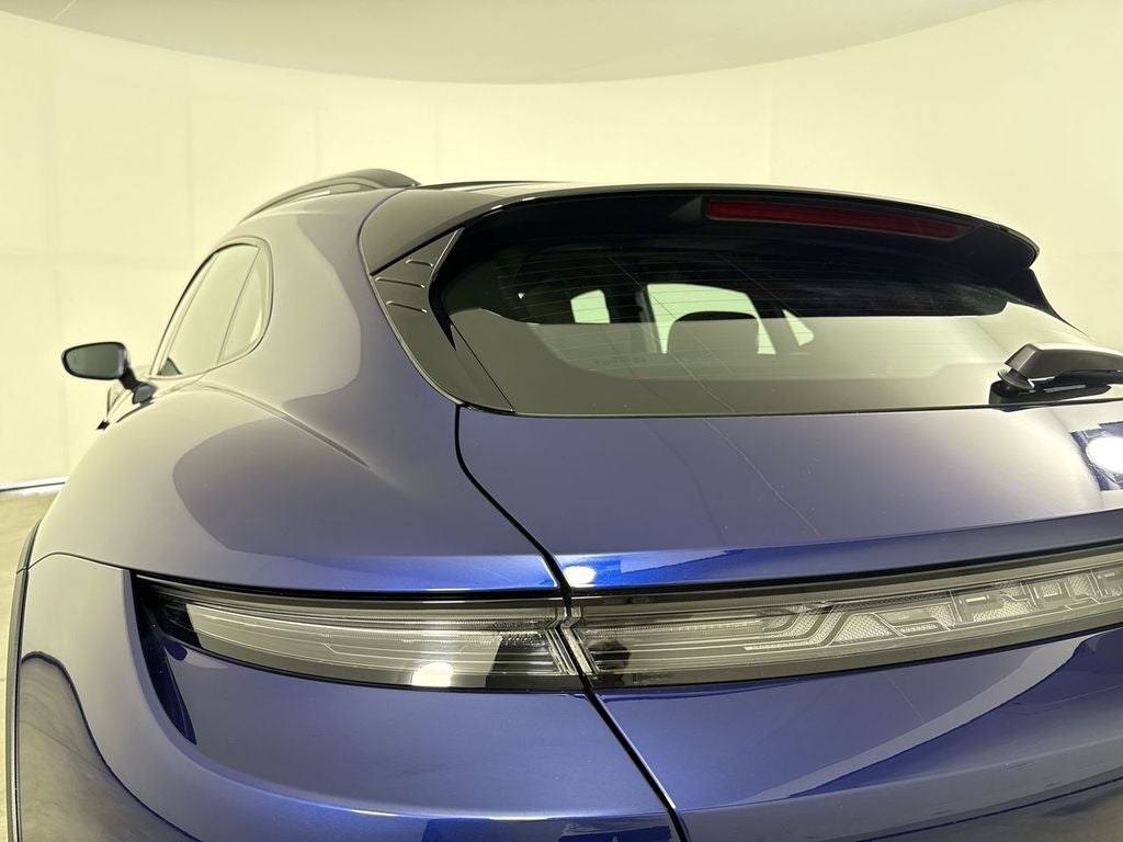 2023 Porsche Taycan Cross Turismo 4