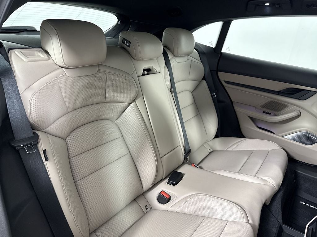 2023 Porsche Taycan Cross Turismo 4