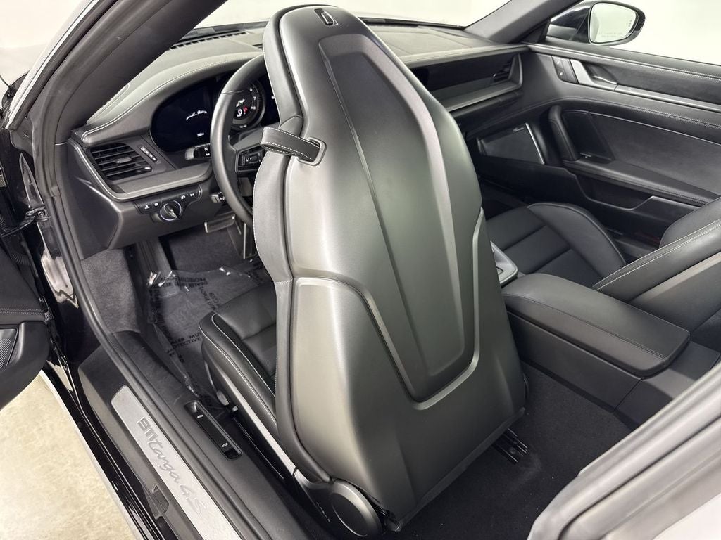 2023 Porsche 911 4S