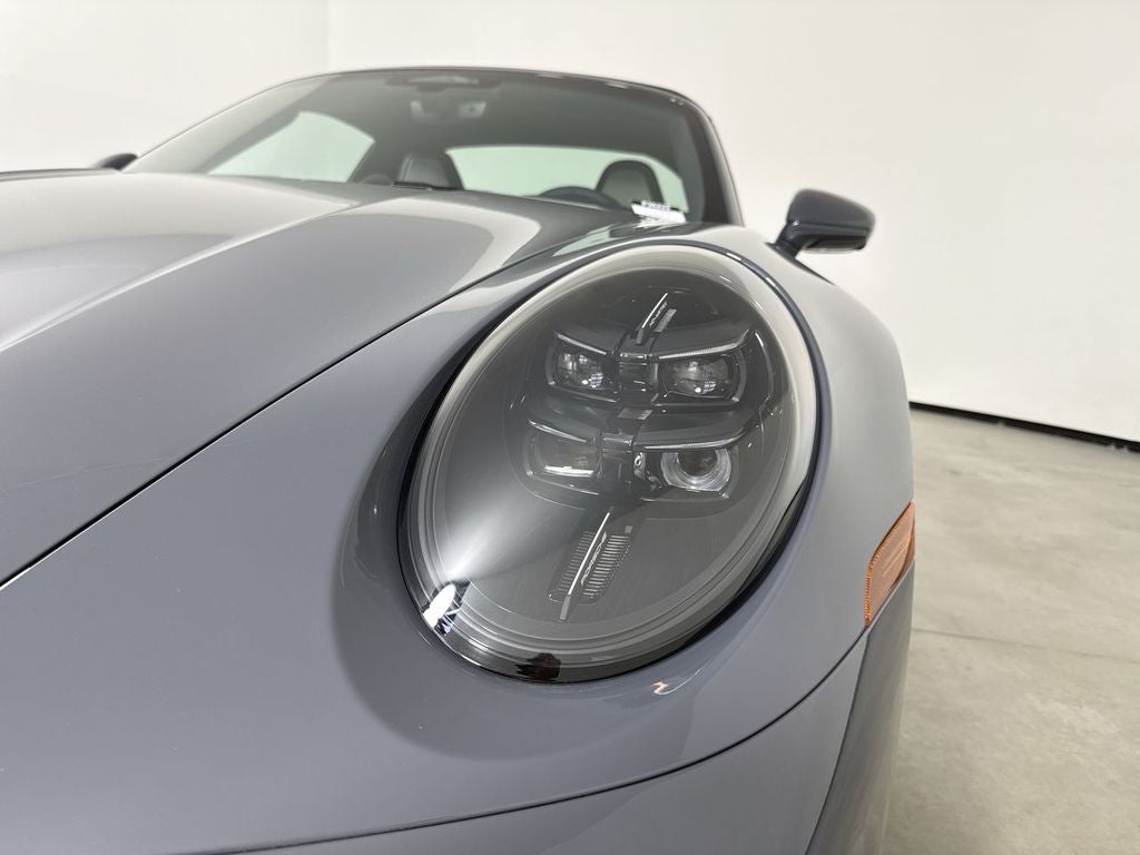 2026 Porsche 911 4 GTS