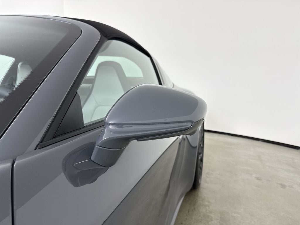 2026 Porsche 911 4 GTS