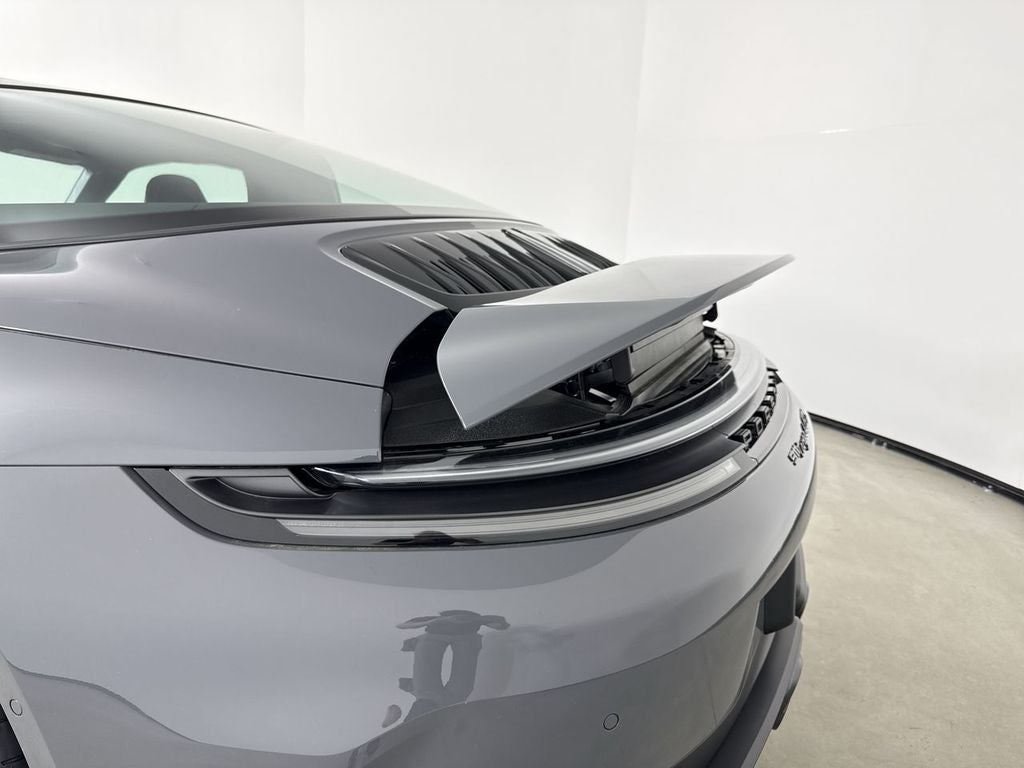 2026 Porsche 911 4 GTS