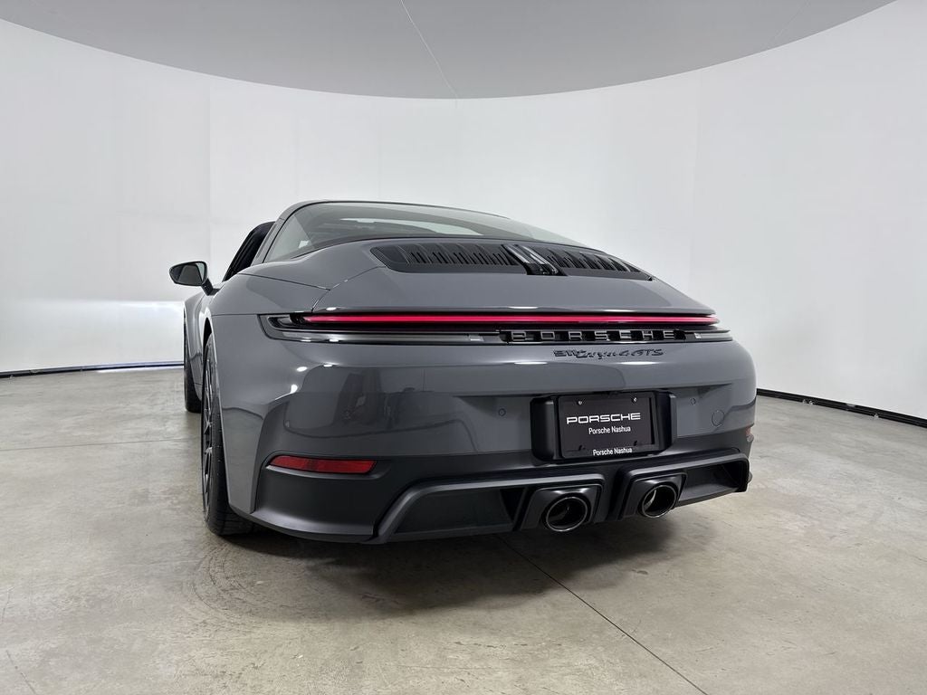 2026 Porsche 911 4 GTS