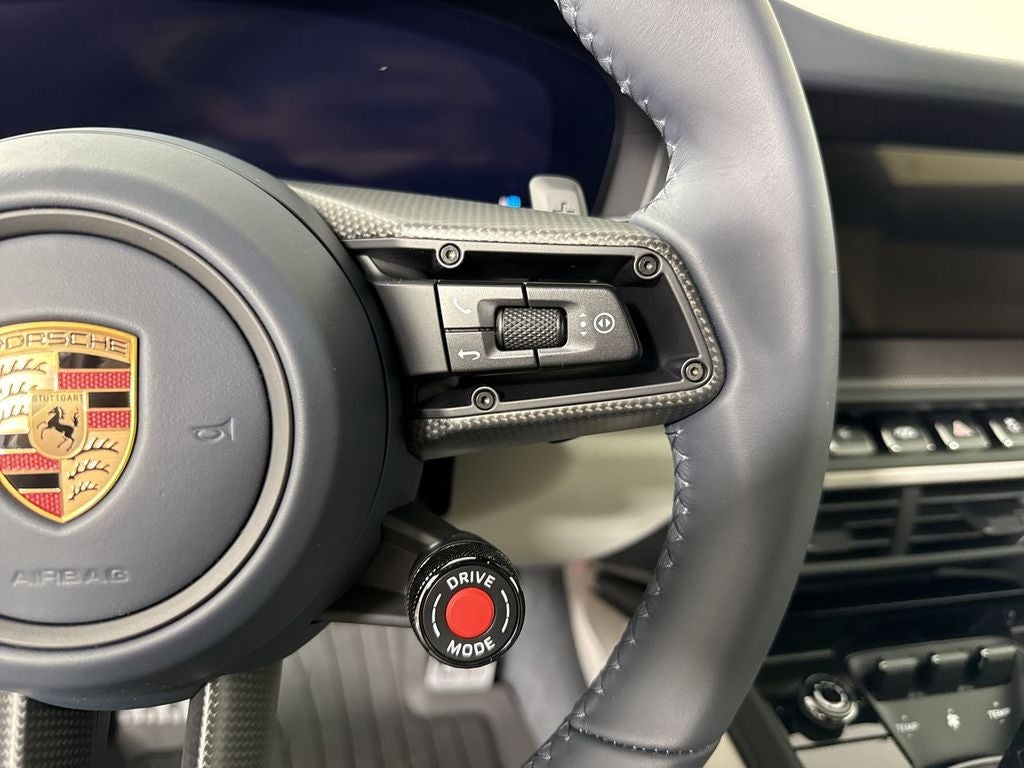 2026 Porsche 911 4 GTS