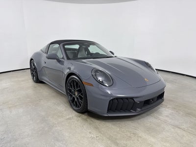 2026 Porsche 911 4 GTS