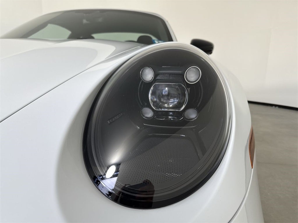 2023 Porsche 911 4 GTS