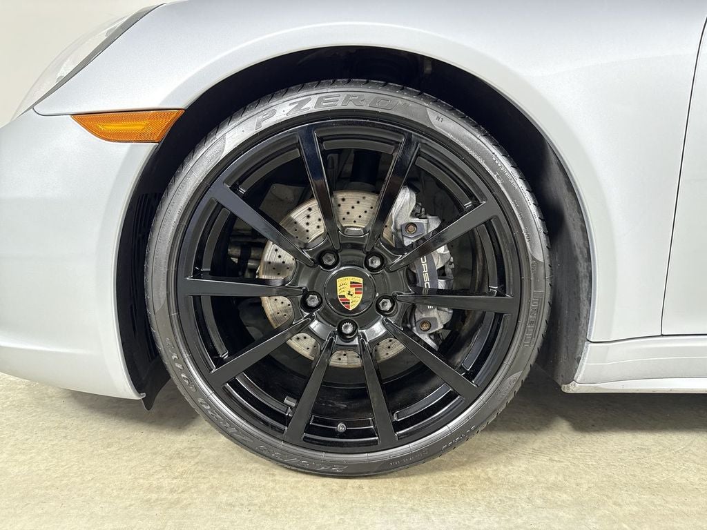 2017 Porsche 911 Carrera 4