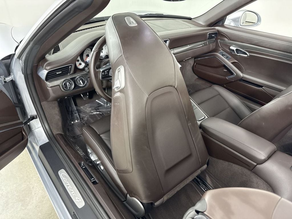 2017 Porsche 911 Carrera 4