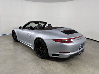 2017 Porsche 911 Carrera 4