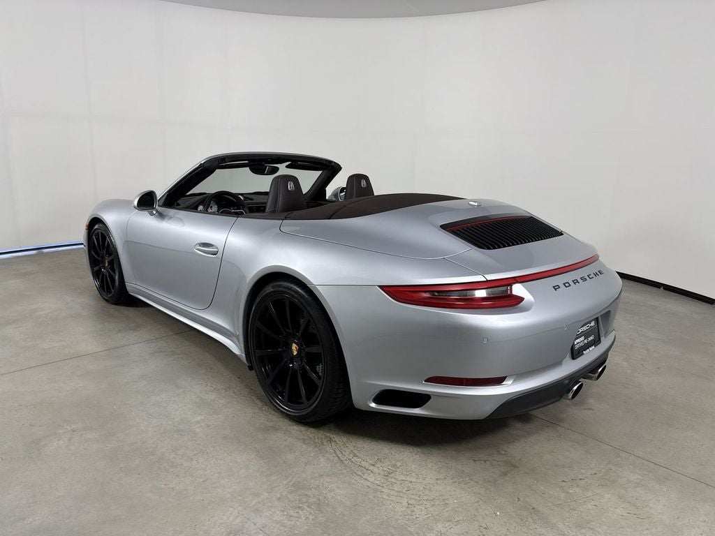 2017 Porsche 911 Carrera 4