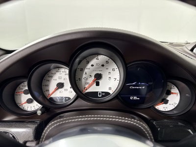 2017 Porsche 911 Carrera 4