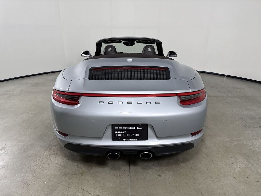 2017 Porsche 911 Carrera 4