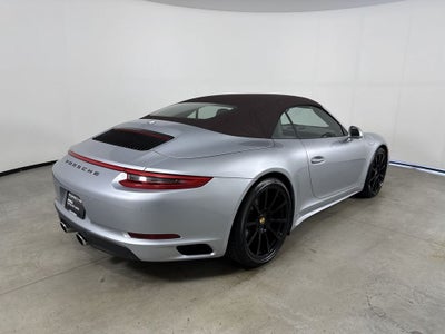 2017 Porsche 911 Carrera 4