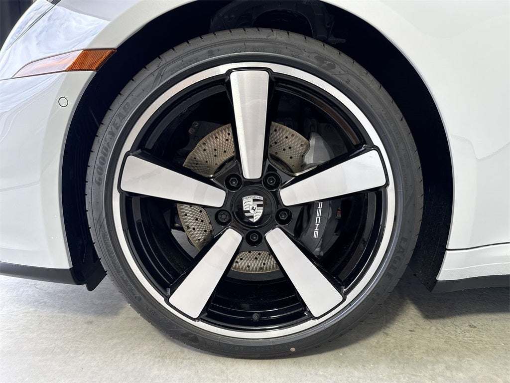 2026 Porsche 911 Carrera