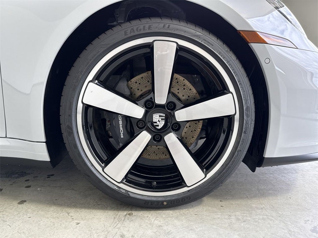 2026 Porsche 911 Carrera