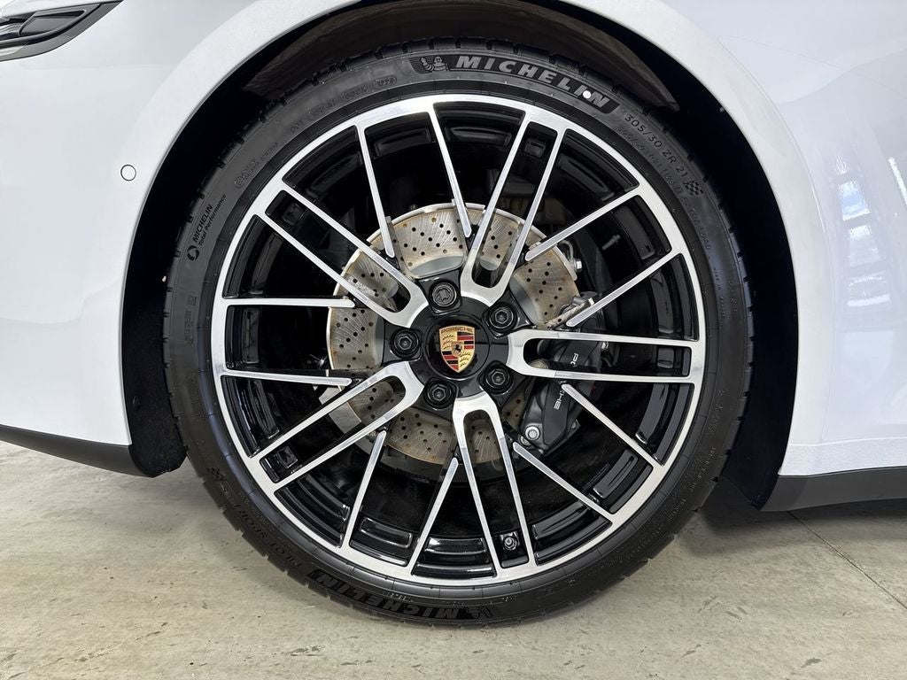 2026 Porsche 911 Carrera