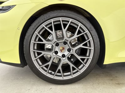 2025 Porsche 911 Carrera