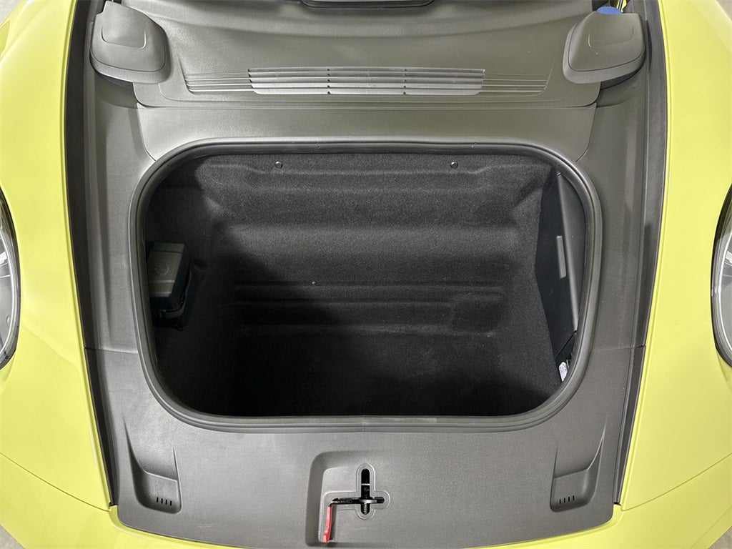 2025 Porsche 911 Carrera