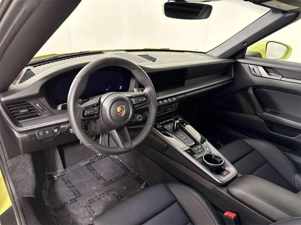 2025 Porsche 911 Carrera