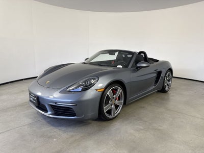 2025 Porsche 718 Boxster S