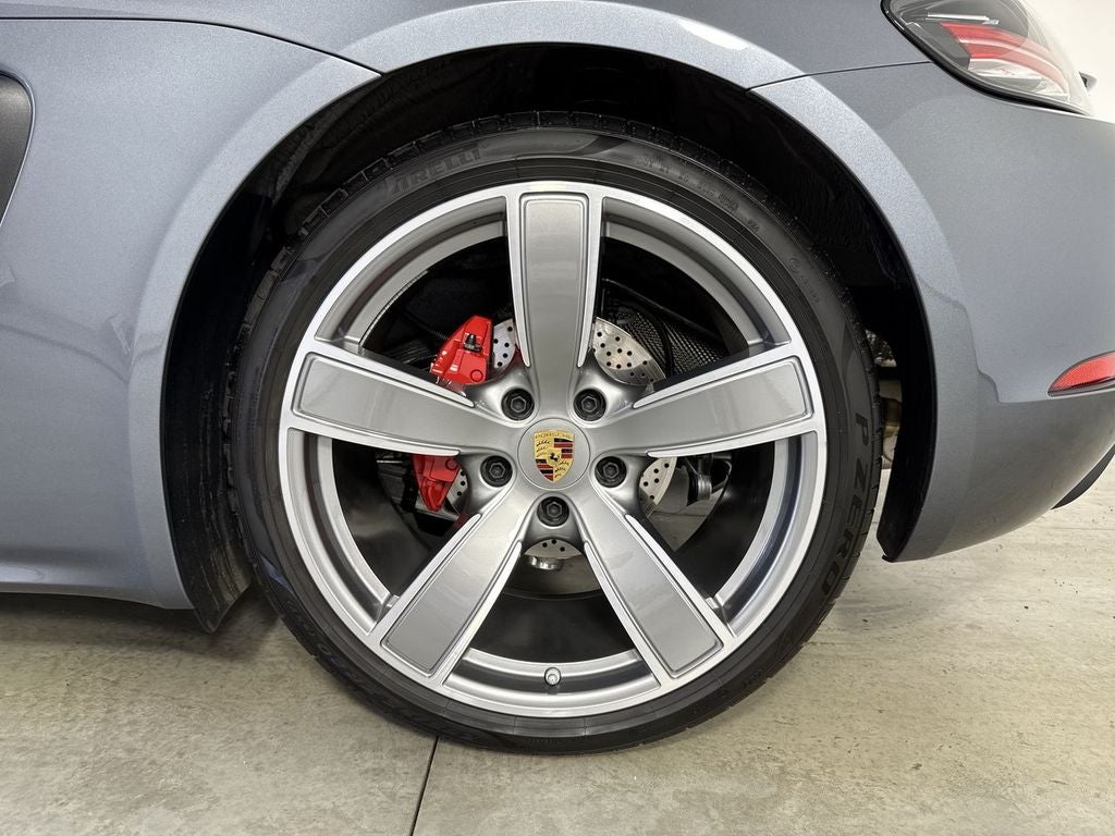 2025 Porsche 718 Boxster S