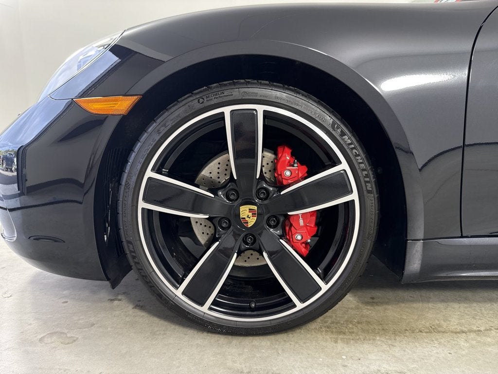 2025 Porsche 718 Boxster S