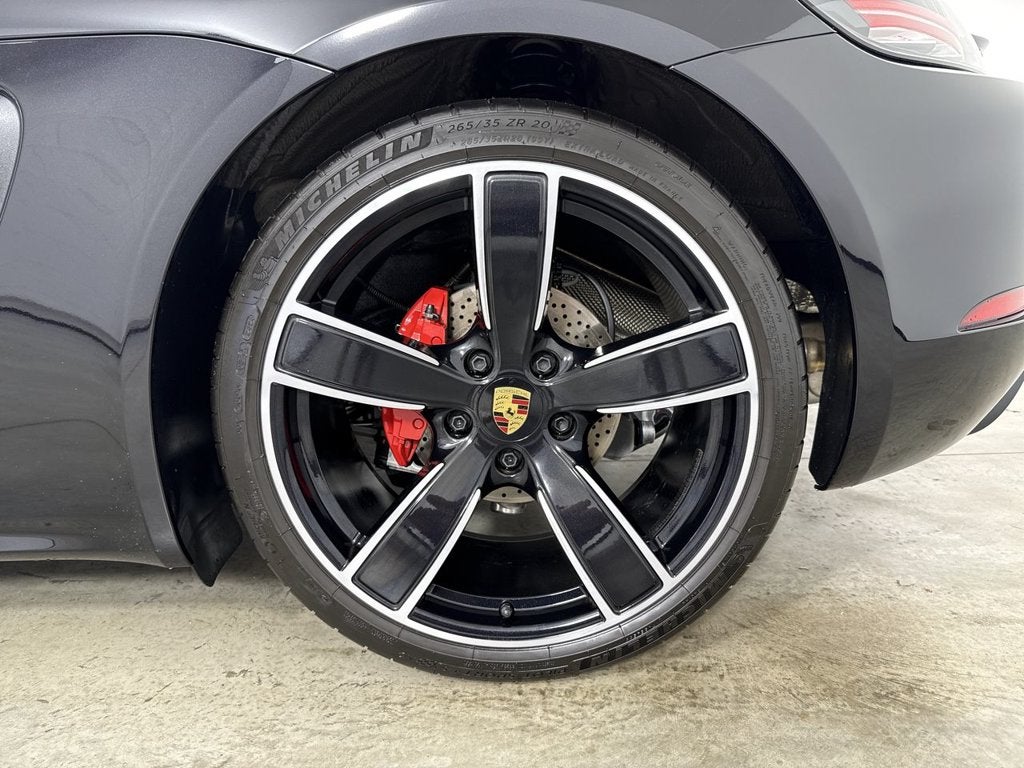 2025 Porsche 718 Boxster S