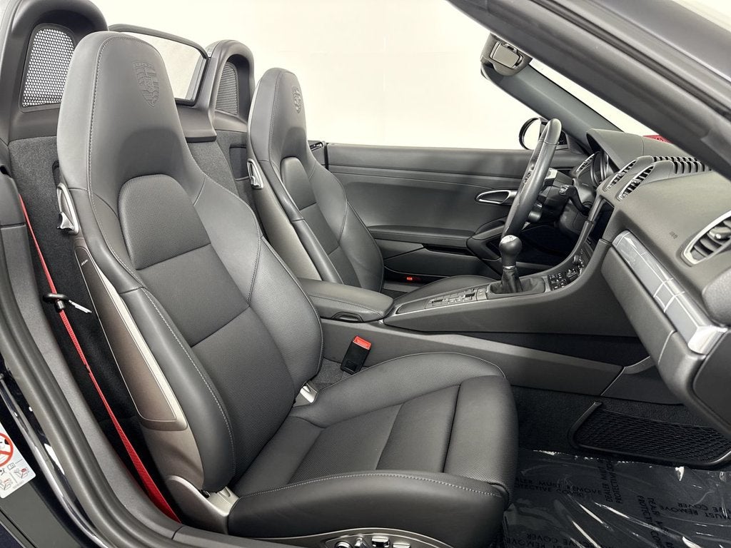 2025 Porsche 718 Boxster S