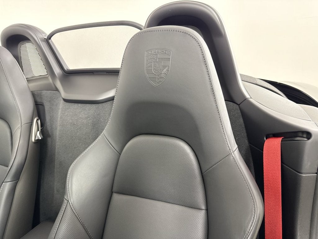 2025 Porsche 718 Boxster S