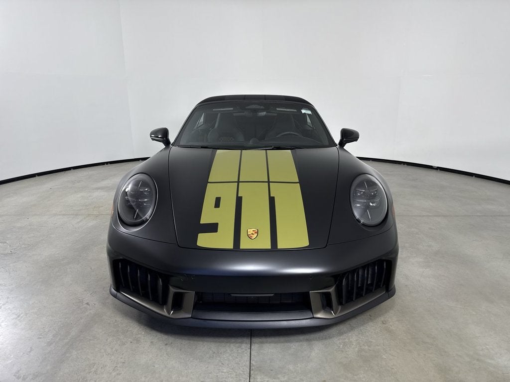 2026 Porsche 911 Carrera 4 GTS