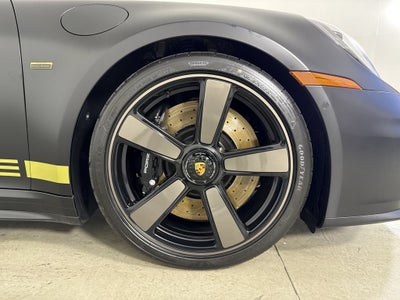 2026 Porsche 911 Carrera 4 GTS