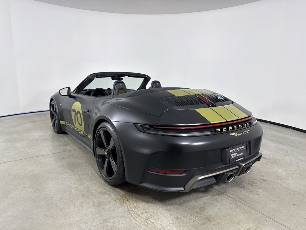 2026 Porsche 911 Carrera 4 GTS