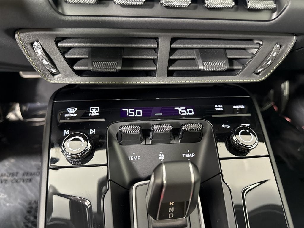 2026 Porsche 911 Carrera 4 GTS