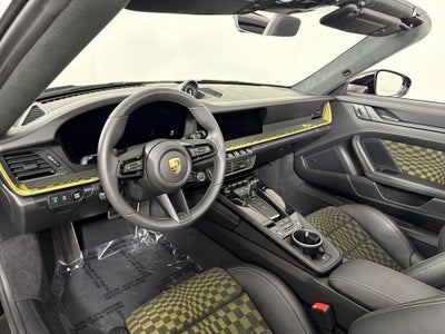 2026 Porsche 911 Carrera 4 GTS